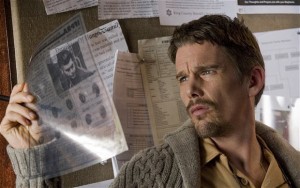 ethan-hawke-sinist_2346709b